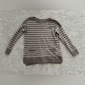 Abercrombie women’s sweater